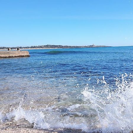 Appartamento Maredentro Sampieri Esterno foto